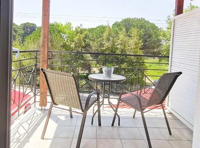 Haris * Koukounaries