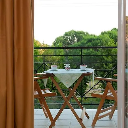 Apartment Haris Koukounaries